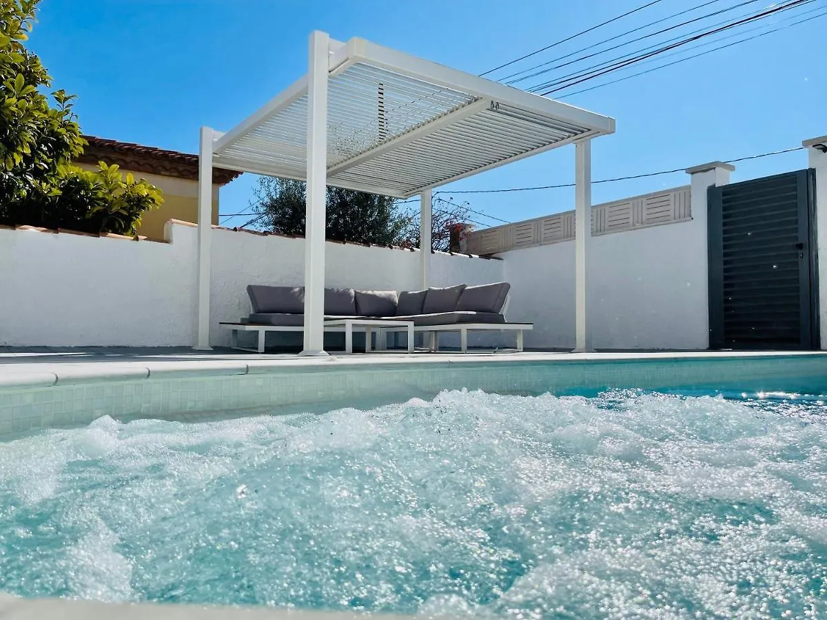 Villa “Castellon“ Miami Playa