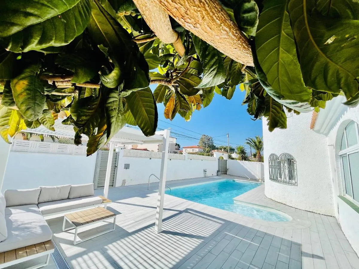 Villa “Castellon“ Miami Playa 0*,