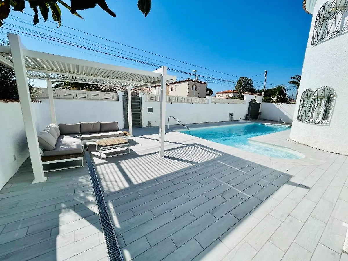 Villa “Castellon“ Miami Playa