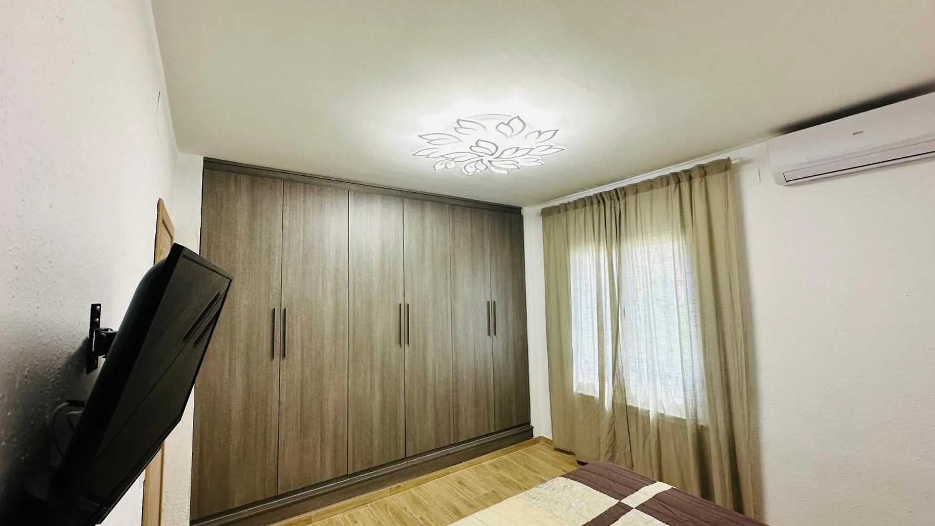 Villa “Castellon“ Miami Playa